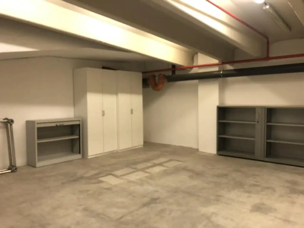 Nave industrial de alquiler en Barcelona con Calefacción y Alarma