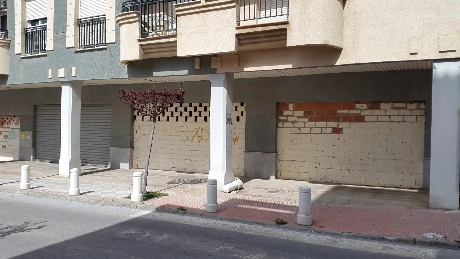 Local commercial à vendre à Mediterráneo - Ronda Lindaraja