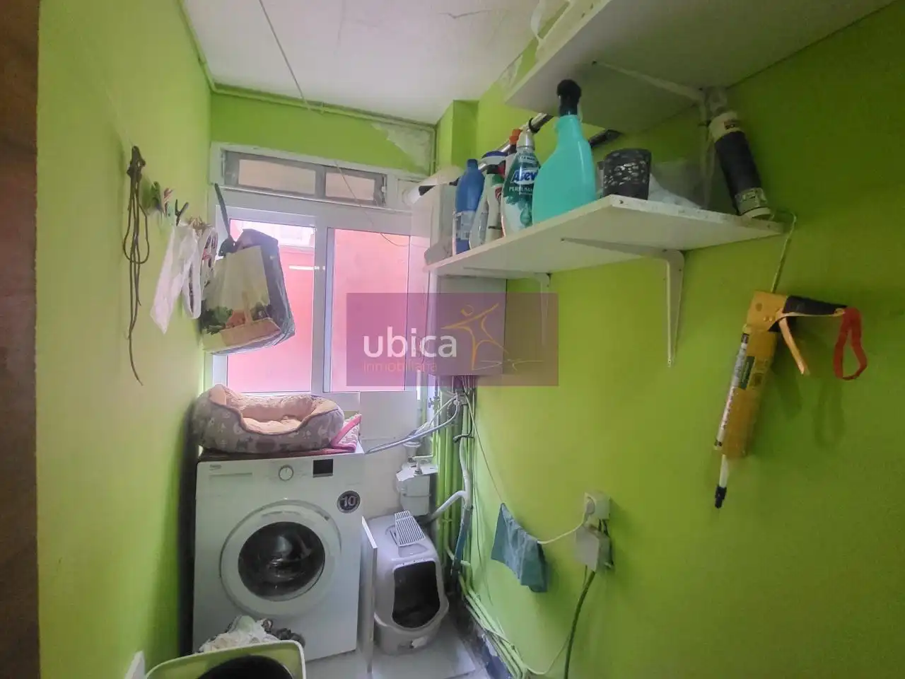 Habitación de Piso en venta en Vigo  con Calefacción y Trastero