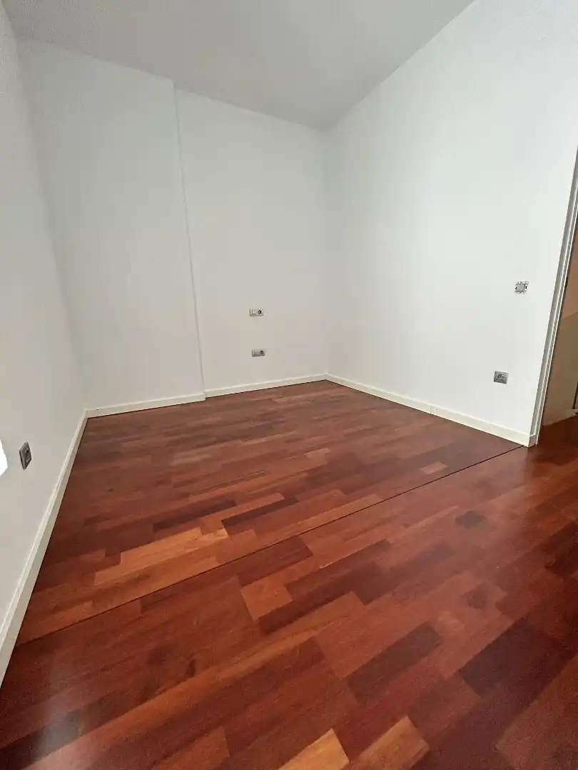 Habitación de Dúplex de alquiler en Sevilla con Aire acondicionado, Calefacción y Parquet
