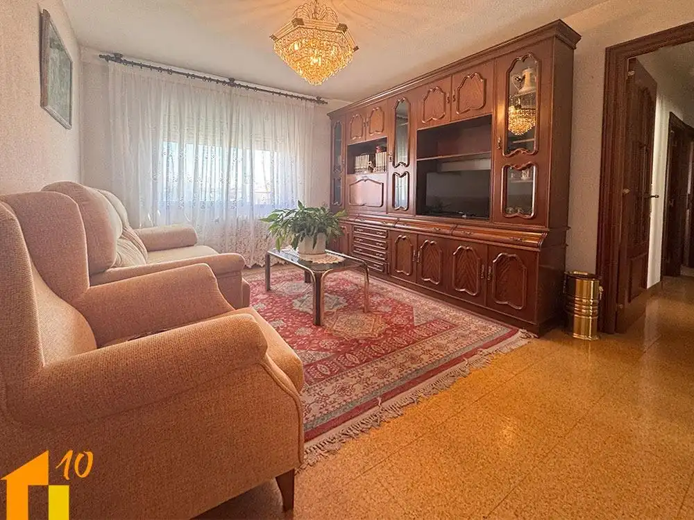 Sala de estar de Piso en venta en Burgos con Calefacción