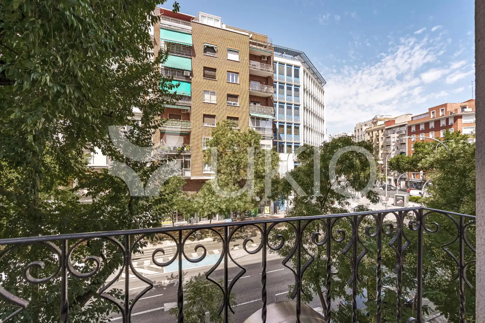 Vista exterior de Apartament de lloguer en Madrid amb Calefacció, Moblat i Forn