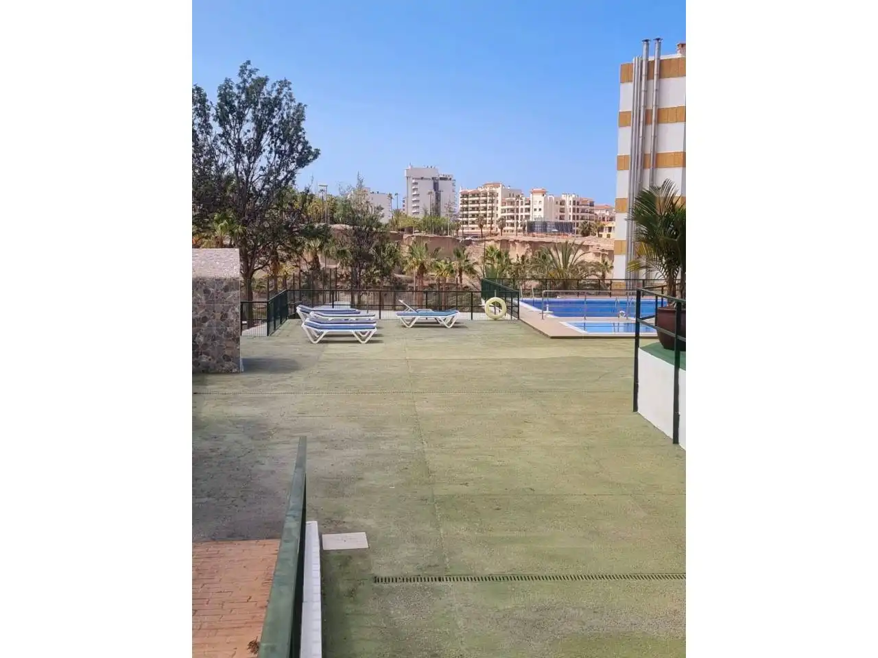 Piscina de Pis en venda en Adeje amb Balcó