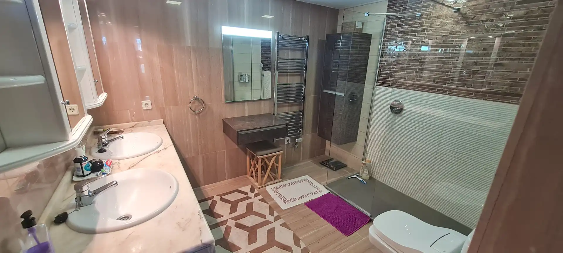 Badezimmer von Wohnungen zum Verkauf in Calpe / Calp mit Klimaanlage, Heizung und Terrasse