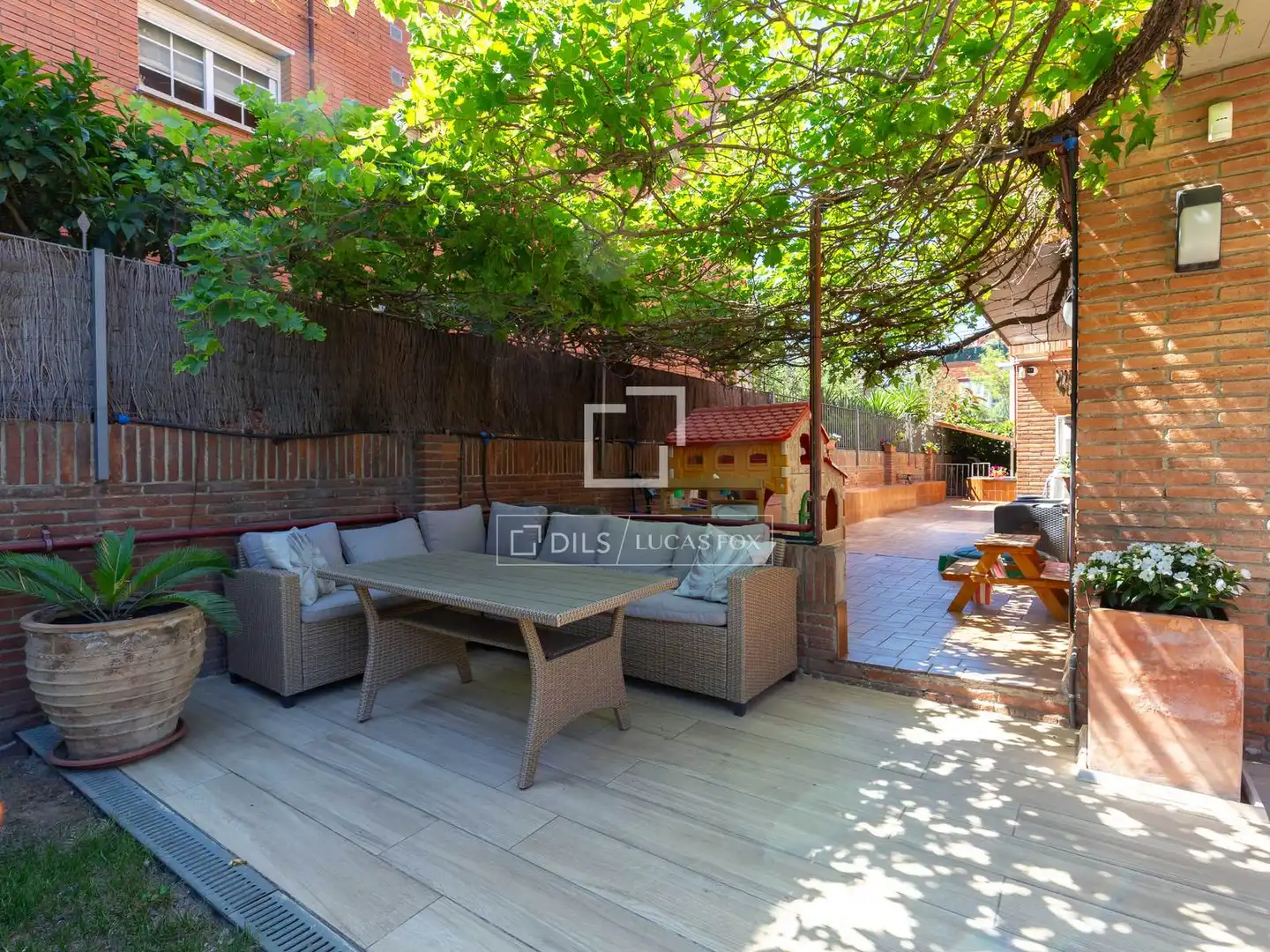 Terraza de Piso en venta en Esplugues de Llobregat con Aire acondicionado, Calefacción y Jardín privado