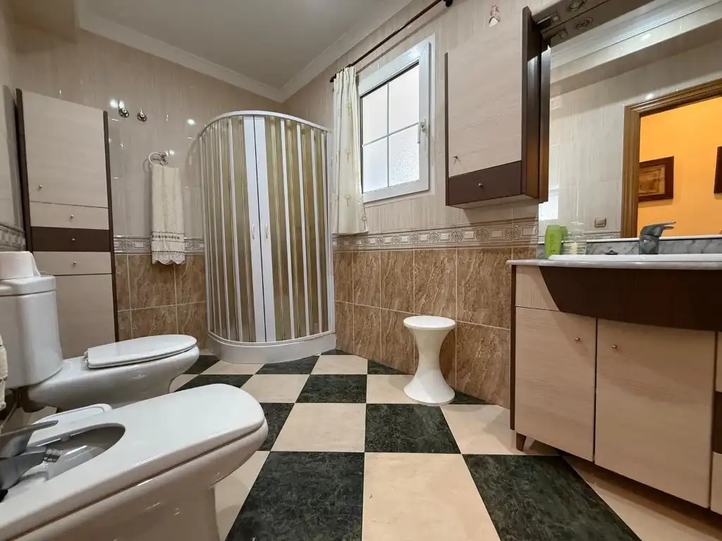 Bathroom of Houses for sale in Zafarraya  with Terrace, Storage room and Furnished