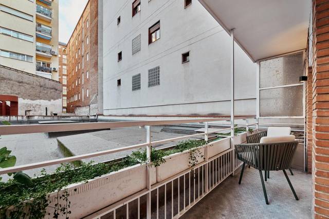 Piso en Venta en Castellana