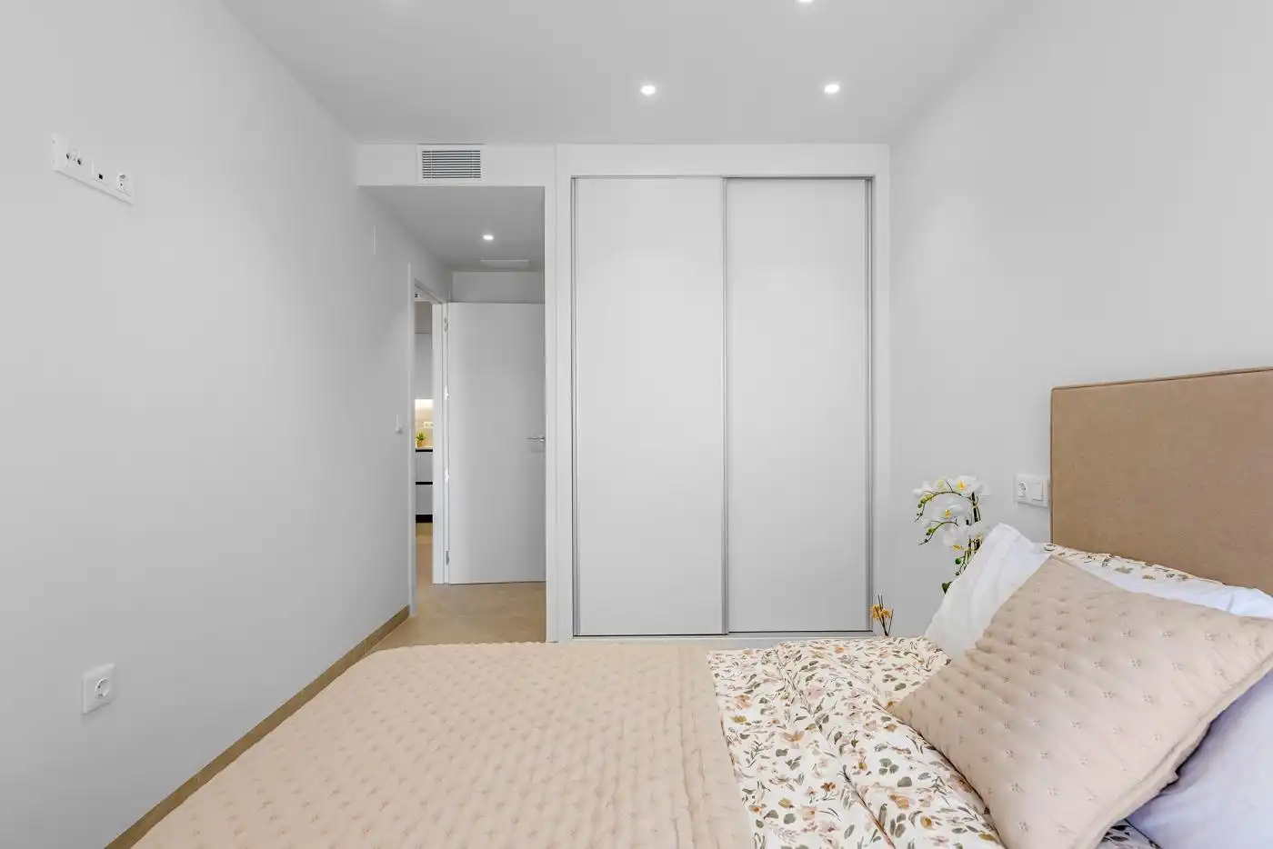 Bedroom of Ground floor for sale in Jacarilla  with Terrace, Storage room and Community pool