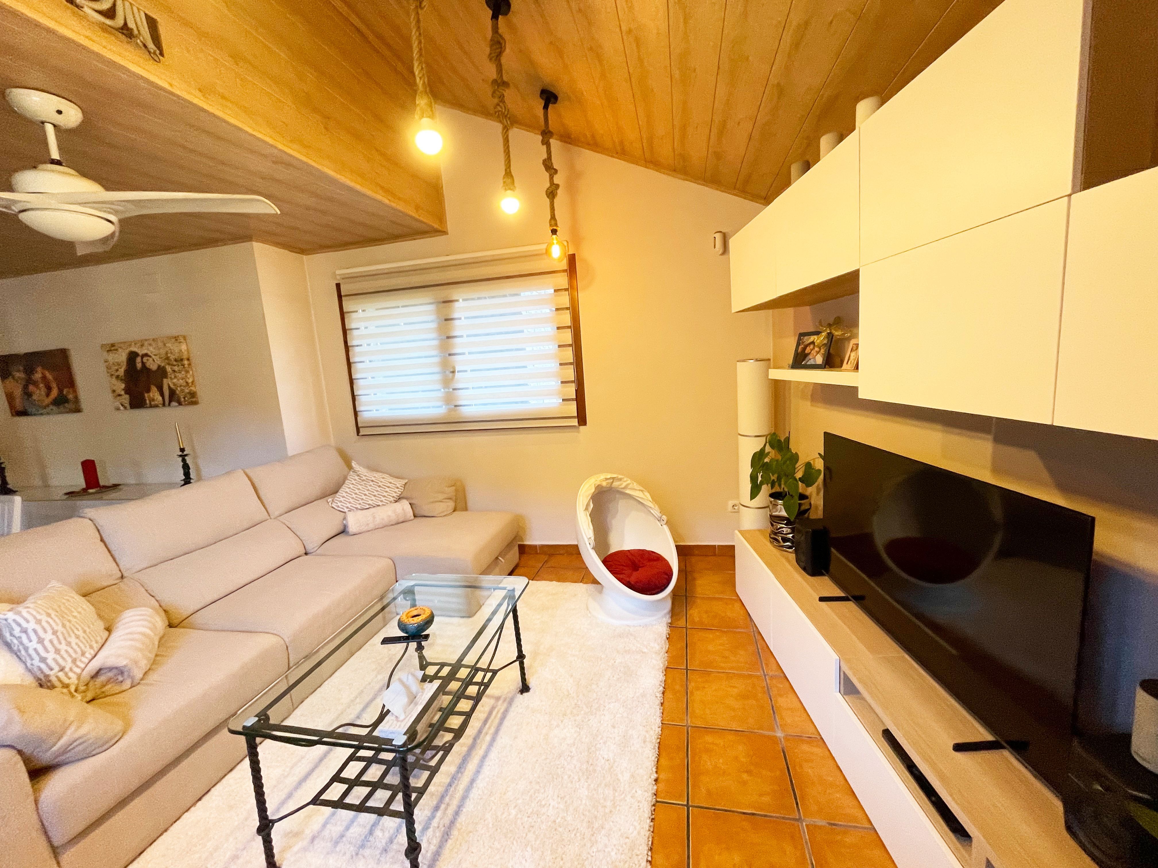 Sala d'estar de Dúplex en venda en Sort amb Calefacció, Parquet i Traster