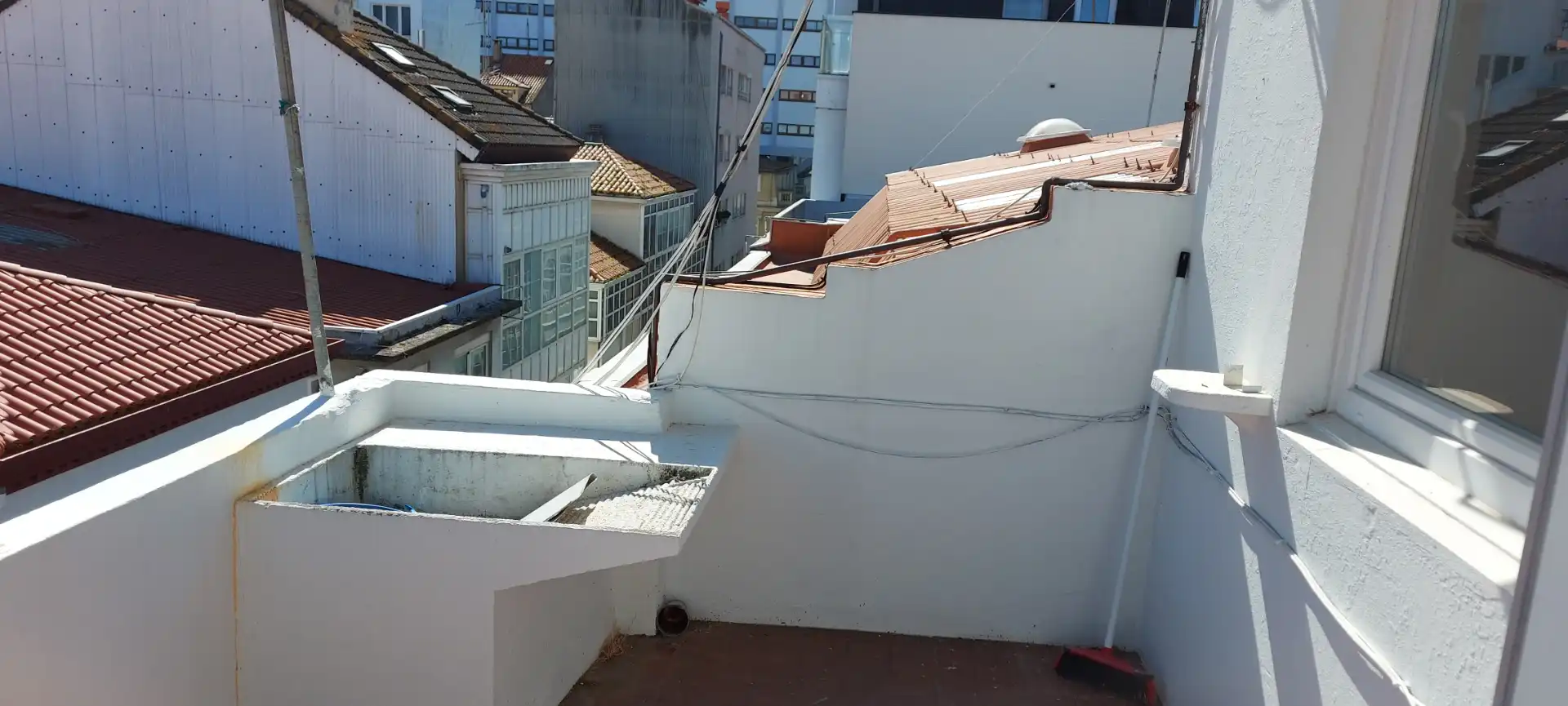 Terrassa de Apartament en venda en A Coruña Capital  amb Terrassa, Forn i Rentadora