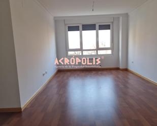 Bedroom of Flat for sale in León Capital   with Heating, Parquet flooring and Terrace