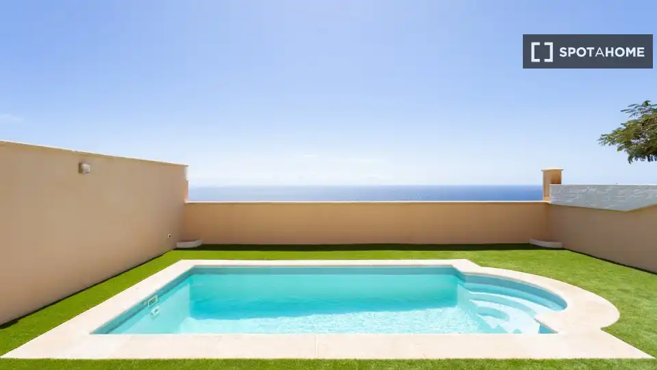 Piscina de Apartamento para compartir en El Rosario con Aire acondicionado, Terraza y Amueblado