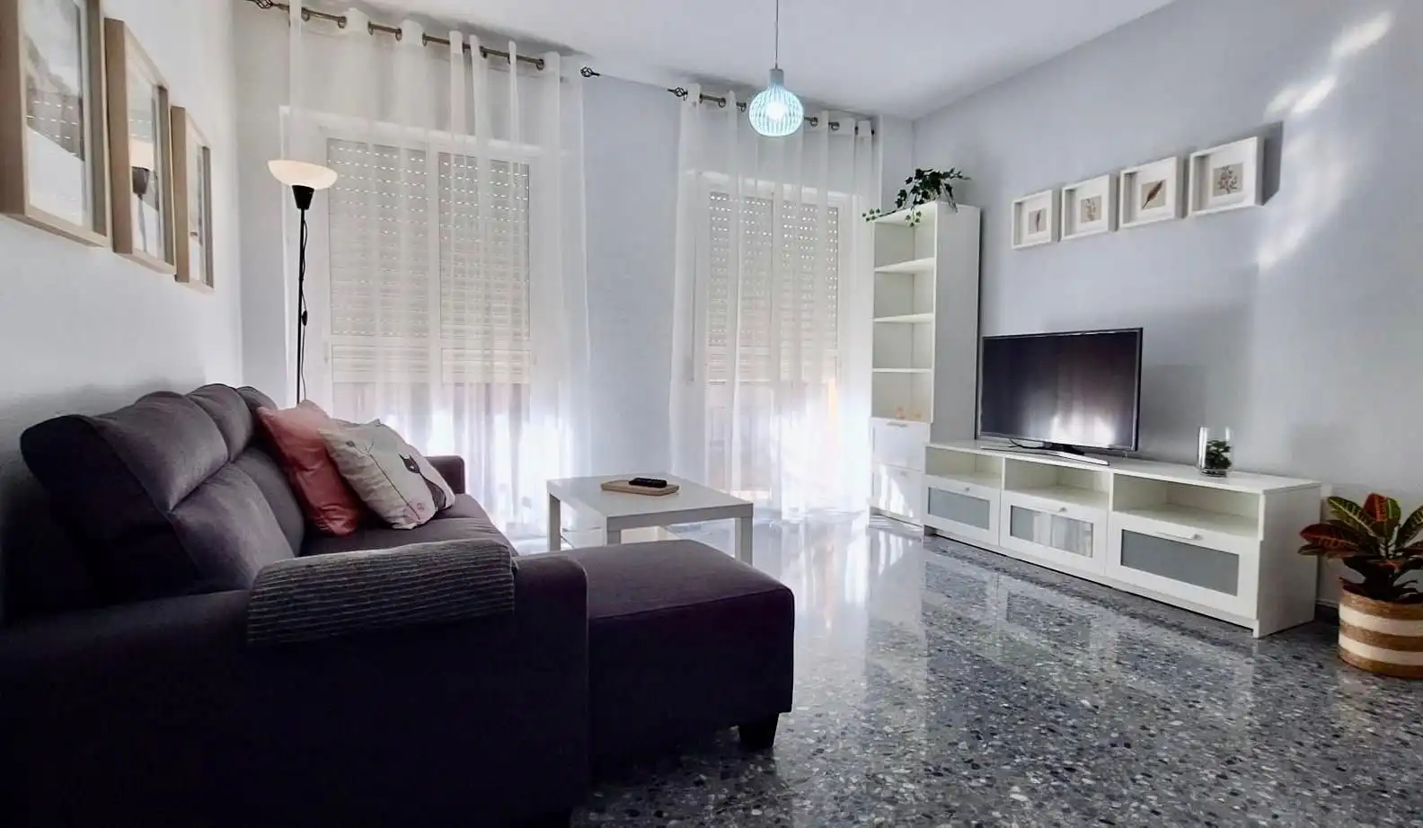 Appartement avec ascenseur à louer à Isla Chica