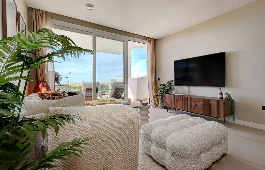 Sala de estar de Apartamento en venta en Benalmádena con Aire acondicionado, Calefacción y Jardín privado