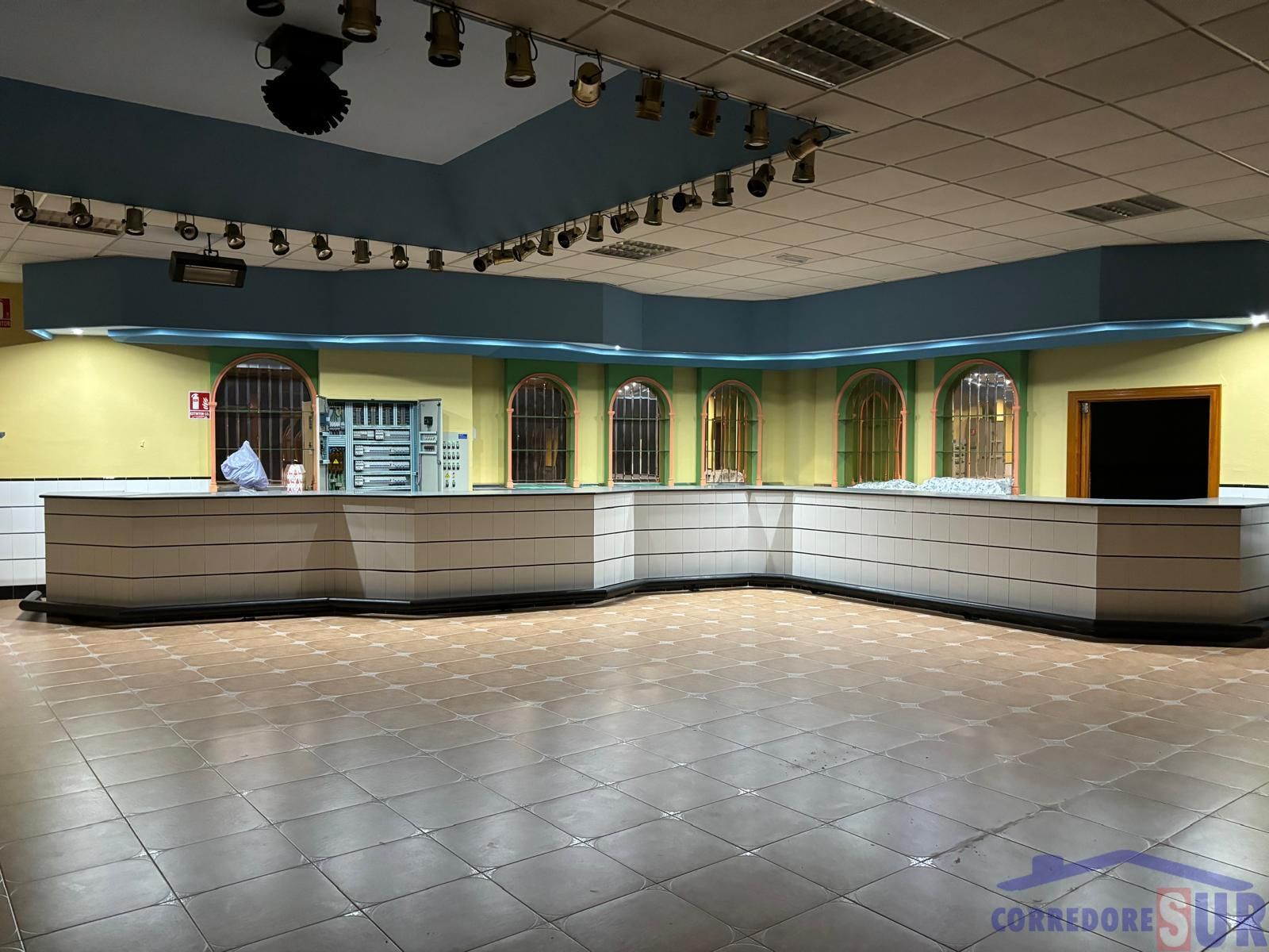 Local en venta en Porcuna