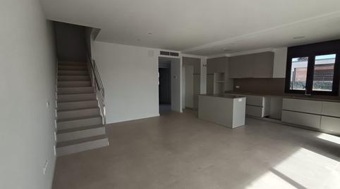 Foto 2 von Einfamilien-Reihenhaus zur Miete in Farigola, Vilablareix, Girona