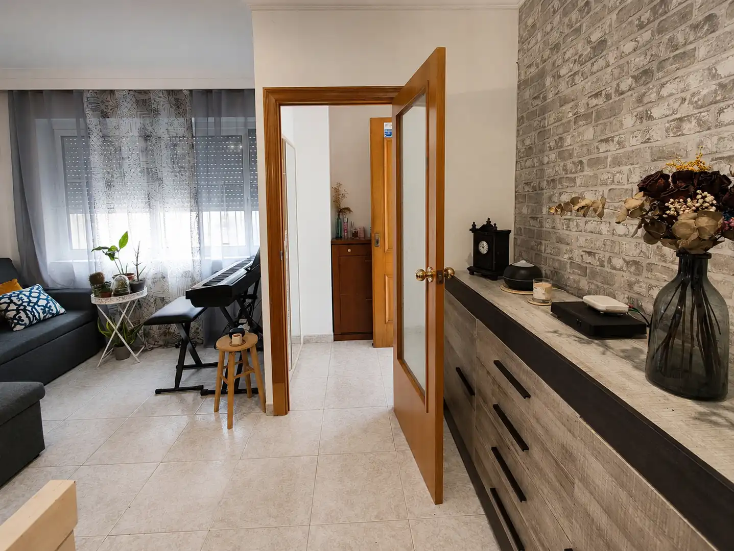 Piso en venta en Girona con Calefacción, Amueblado y Horno