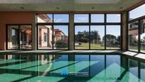 Piscina de Casa o xalet en venda en L'Ametlla del Vallès amb Aire condicionat, Calefacció i Jardí privat