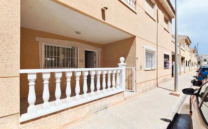 Vista exterior de Apartament en venda en Benijófar amb Aire condicionat i Terrassa