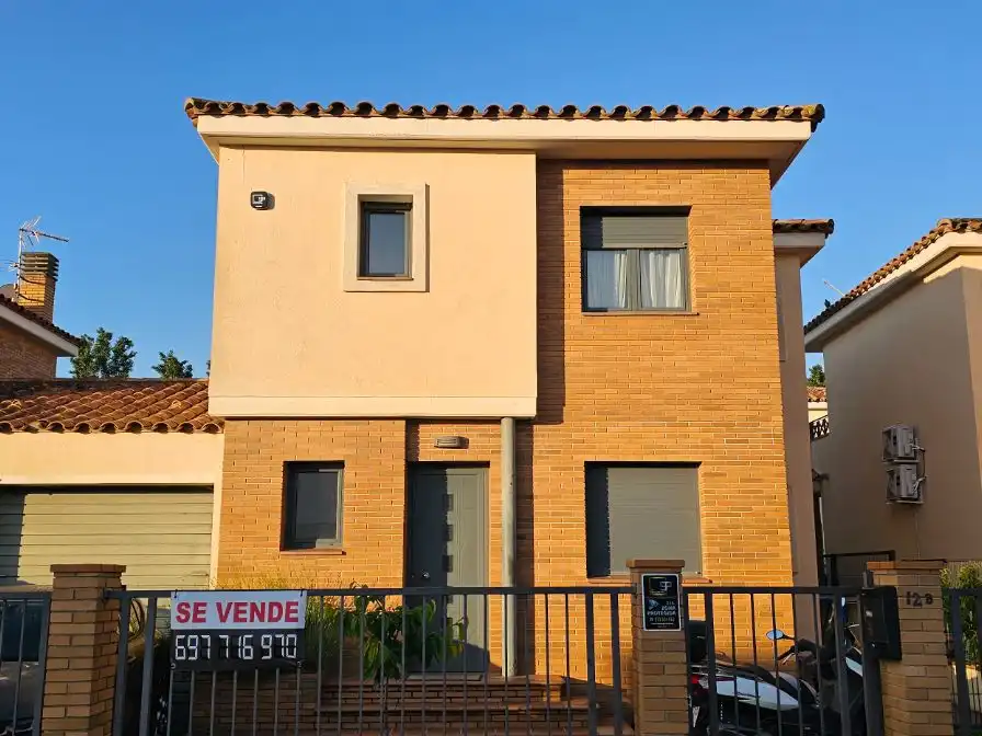 Villa con giardino in vendita a Passatge Sector Mestral 12 B, imagen 39