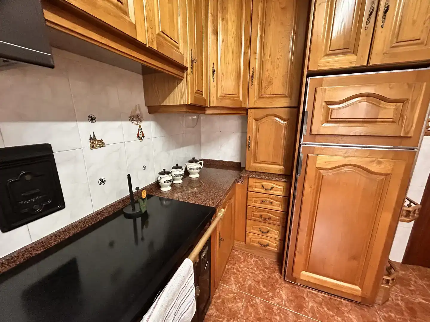 Cocina de Piso para compartir en Gijón  con Parquet, Trastero y Amueblado