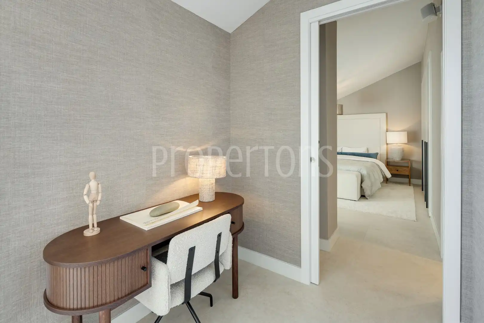 Bedroom of Flat for sale in Marbella