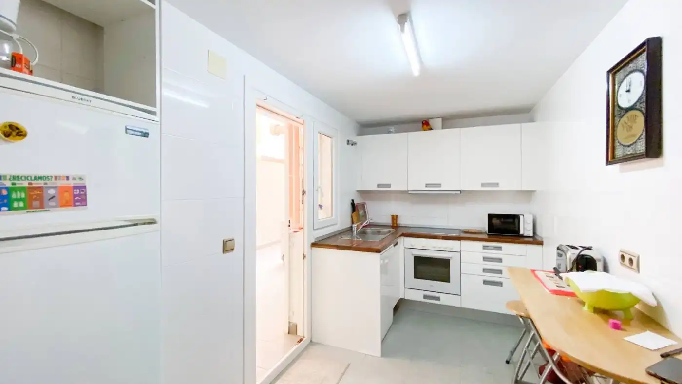 Kitchen of Flat for rent in Málaga  with Air Conditioner, Heating and Parquet flooring