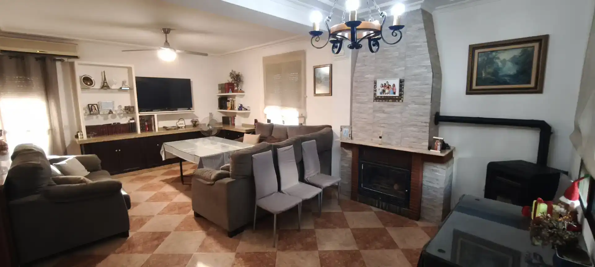 Sala d'estar de Casa o xalet en venda en  Córdoba Capital amb Aire condicionat