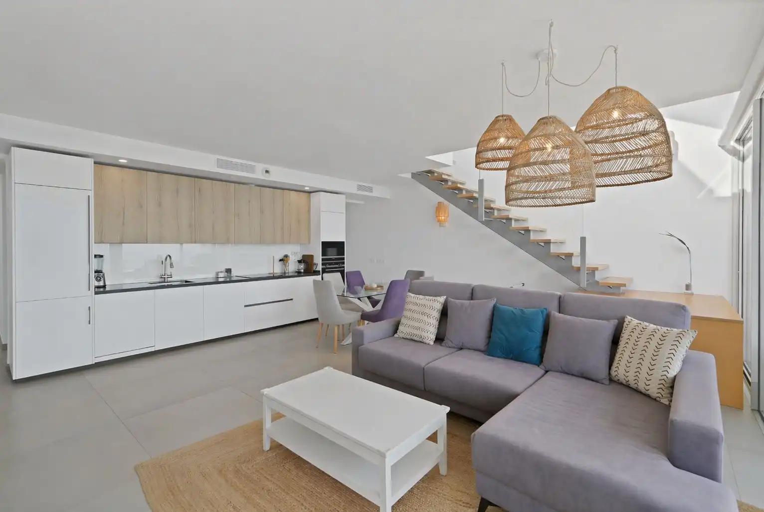 Sala de estar de Ático en venta en Benalmádena con Jardín privado, Alarma y Piscina comunitaria