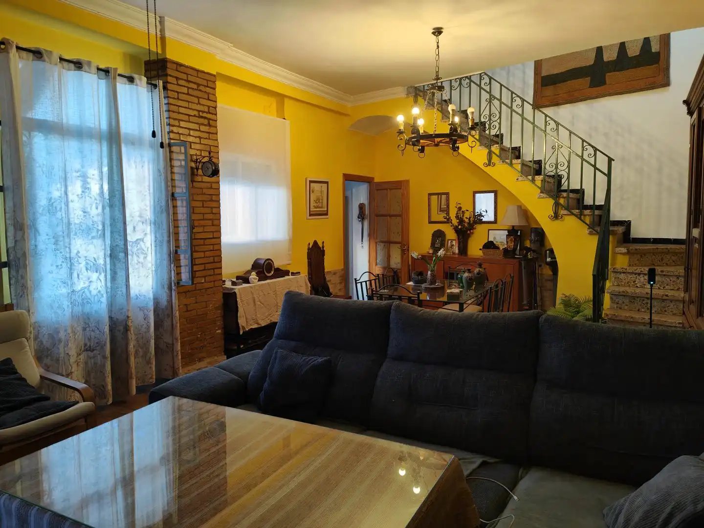 Sala de estar de Casa o chalet en venta en Bormujos con Aire acondicionado, Calefacción y Trastero
