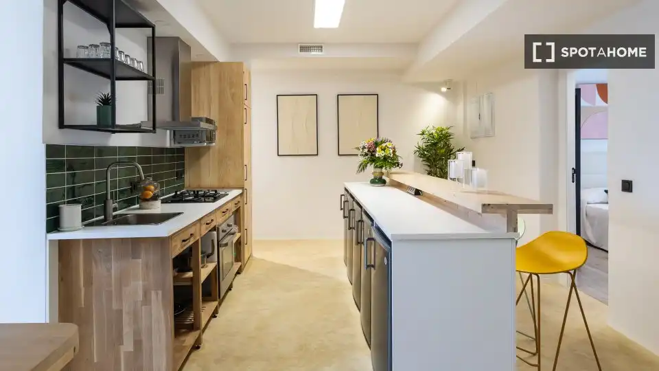 Cocina de Piso de alquiler en Valencia con Aire acondicionado, Calefacción y Amueblado