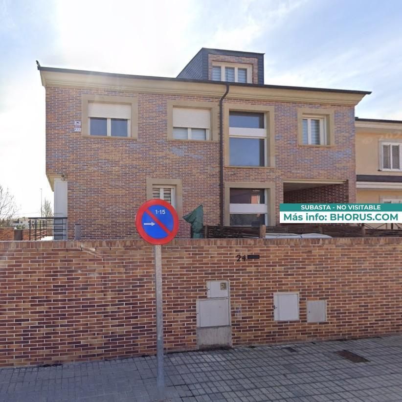 Exterior view of House or chalet for sale in Brunete  with Private garden and Swimming Pool