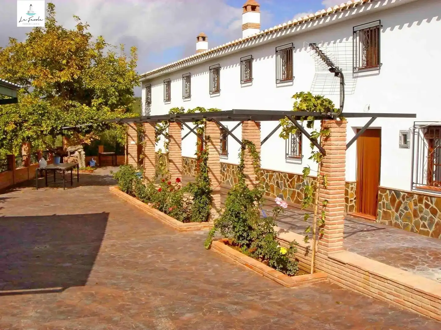 Jardí de Casa o xalet en venda en Villanueva del Trabuco amb Jardí privat, Traster i Moblat