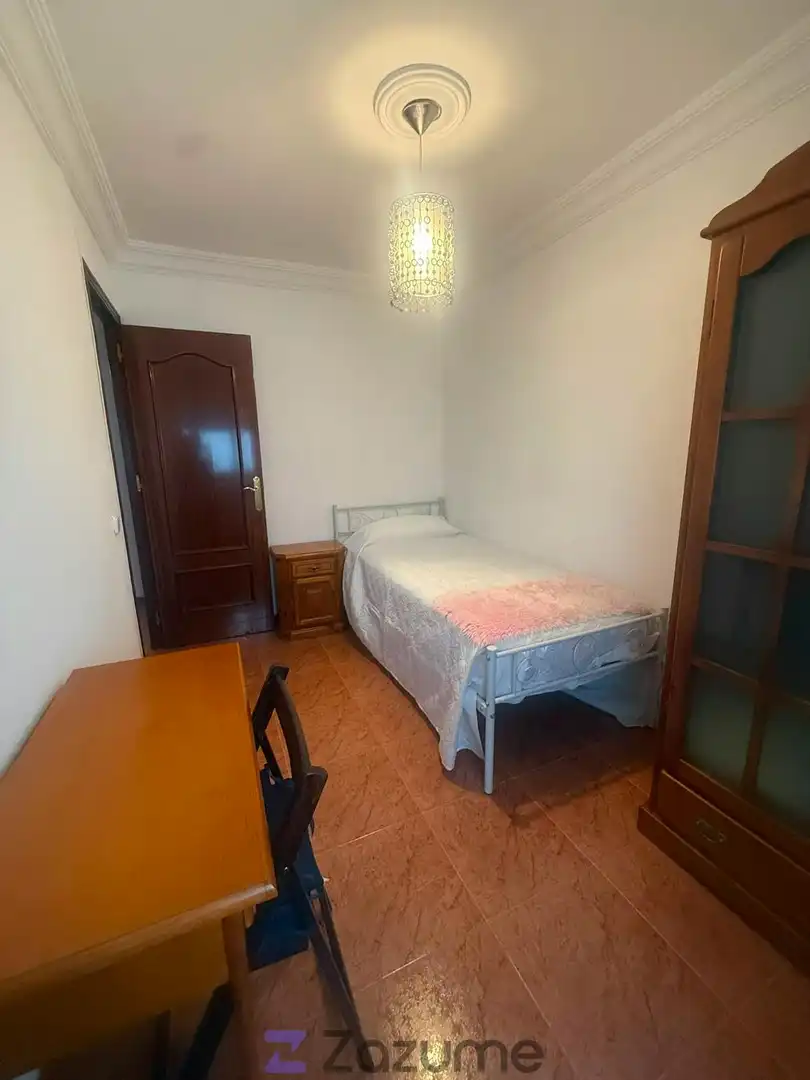 Schlafzimmer von Wohnung zur Miete in Huelva mit Klimaanlage, Möbliert und Ofen