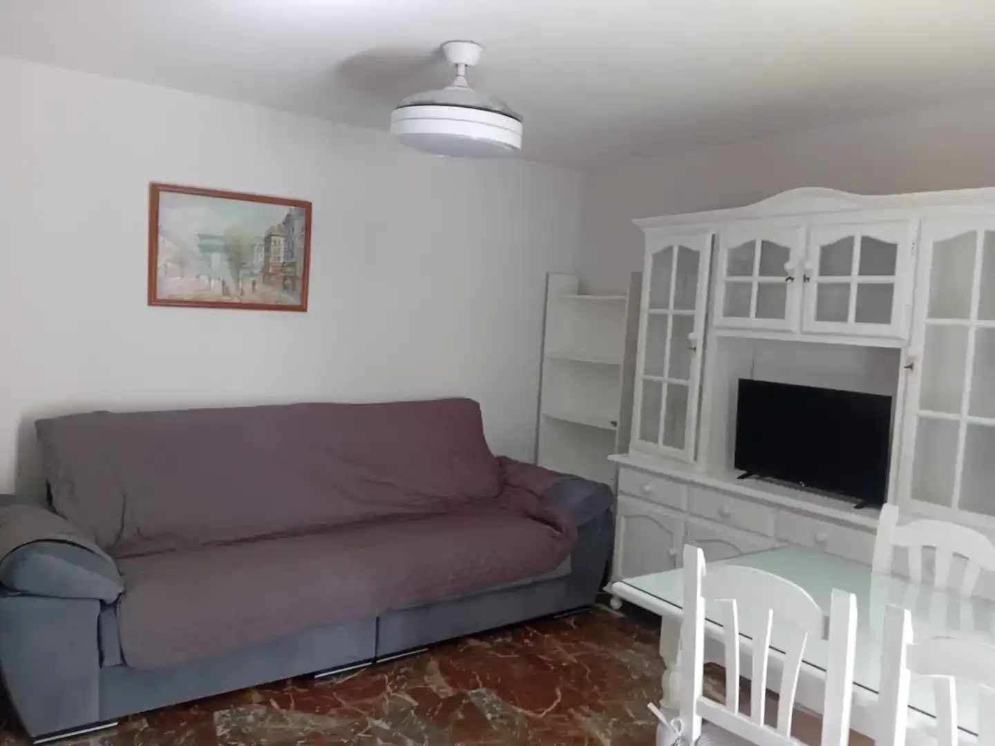 Wohnzimmer von Wohnung zur Miete in  Jaén Capital mit Klimaanlage, Terrasse und Schwimmbad