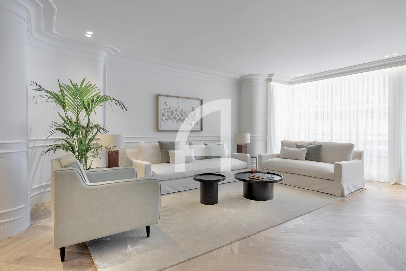 Living room of Flat for sale in  Madrid Capital  with Air Conditioner, Heating and Terrace