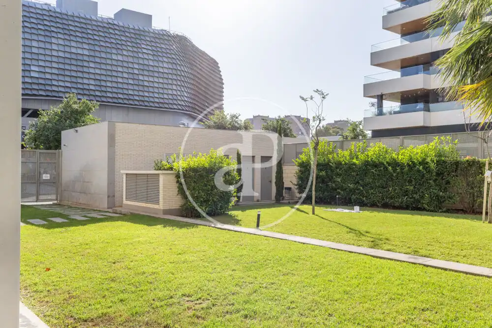 Jardí de Pis de lloguer en Valencia amb Aire condicionat, Calefacció i Jardí privat