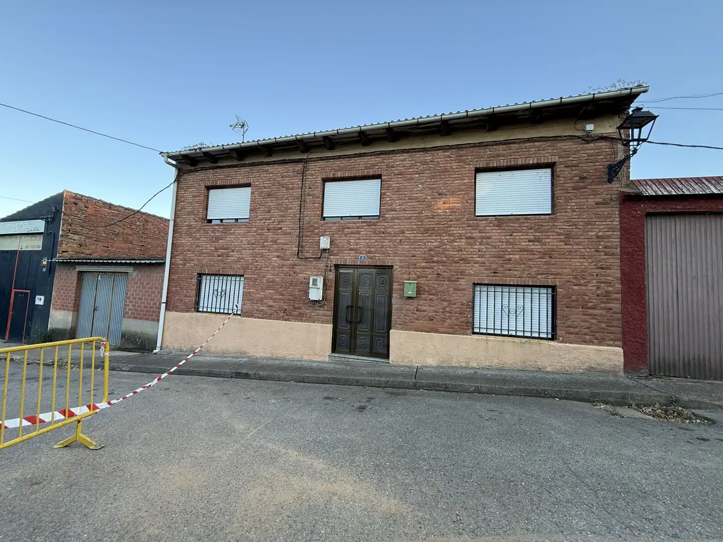 House for sale in Villamañán