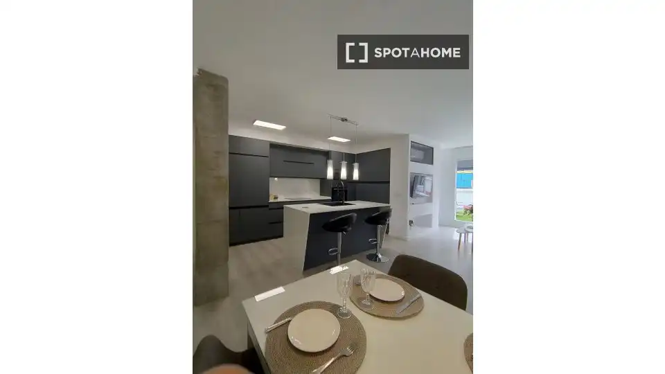Habitació a La Calzada - La Florida