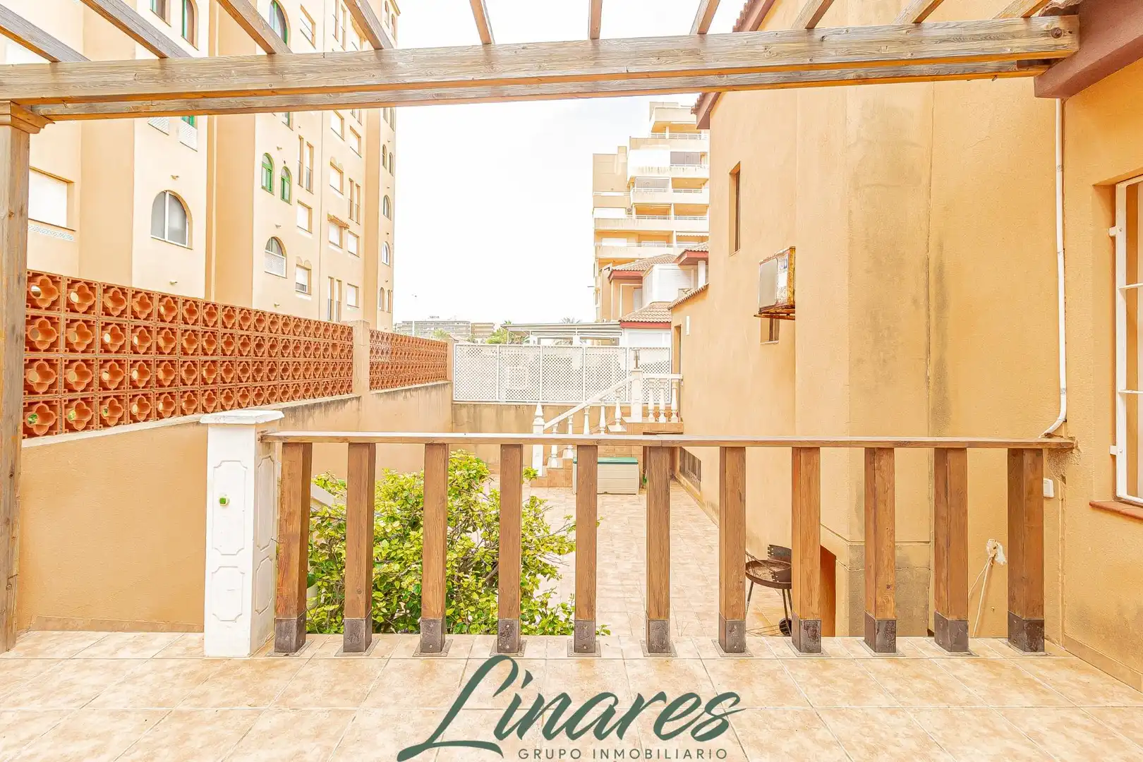 Terrassa de Casa o xalet en venda en La Manga del Mar Menor amb Aire condicionat, Jardí privat i Terrassa