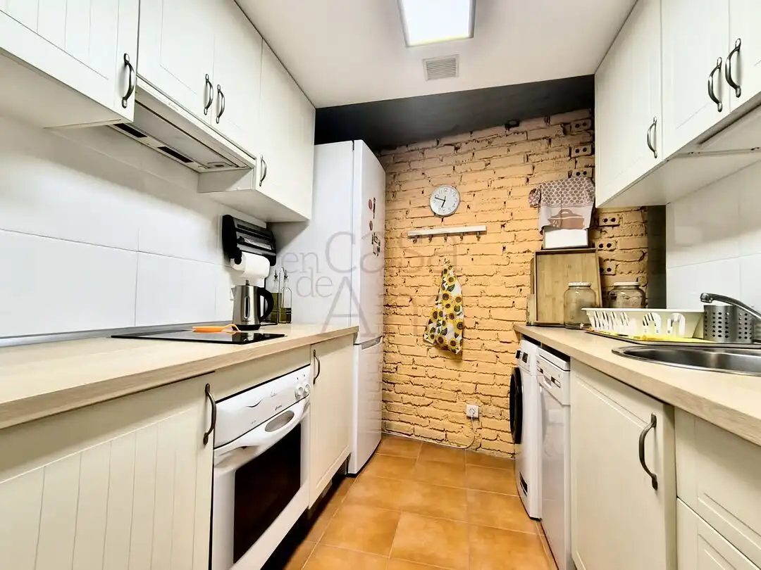 Cocina de Piso en venta en Bilbao  con Calefacción, Terraza y Balcón