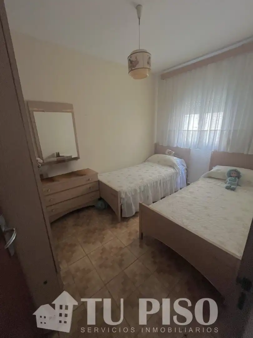Bedroom of Flat for sale in Alcorcón  with Heating, Terrace and Furnished
