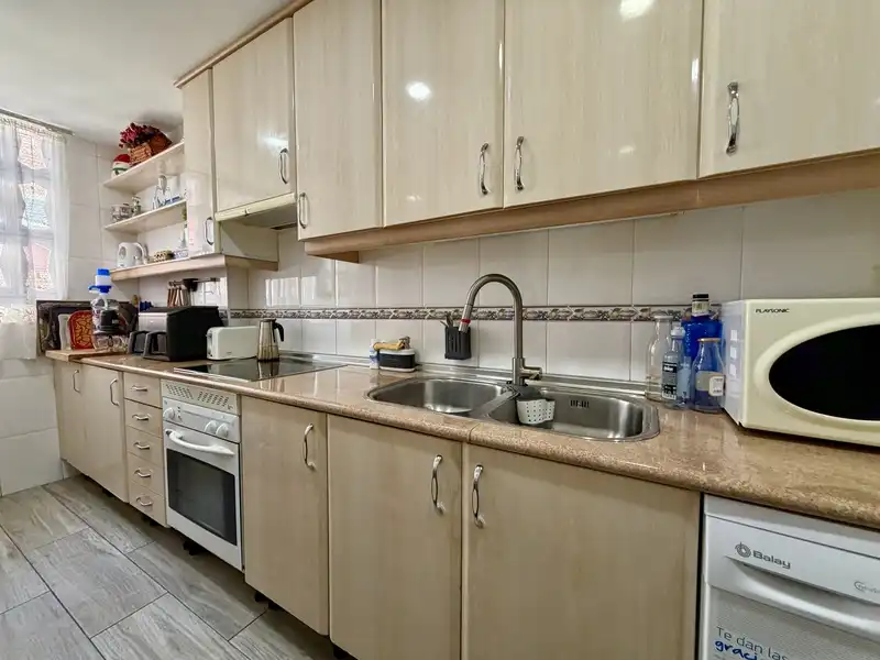 Kitchen of Flat for sale in Madrid  with Heating, Terrace and Storage room