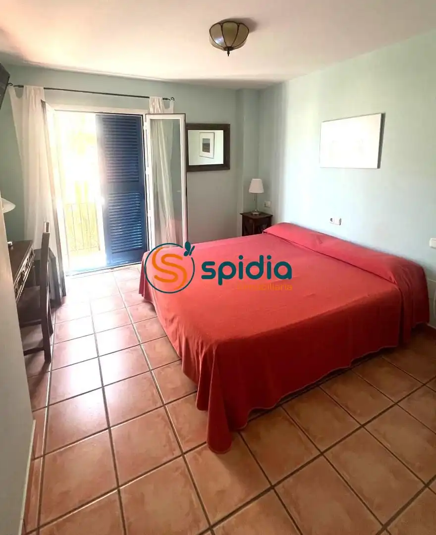 Habitación de Edificio en venta en Águilas