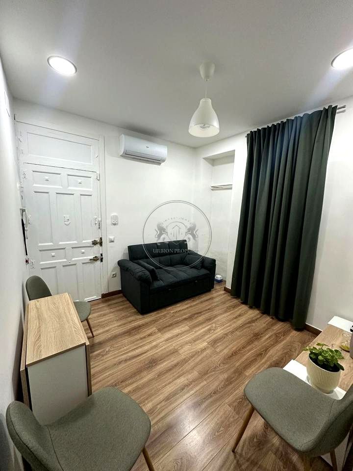 Living room of Planta baja to rent in  Madrid Capital  with Air Conditioner and Furnished