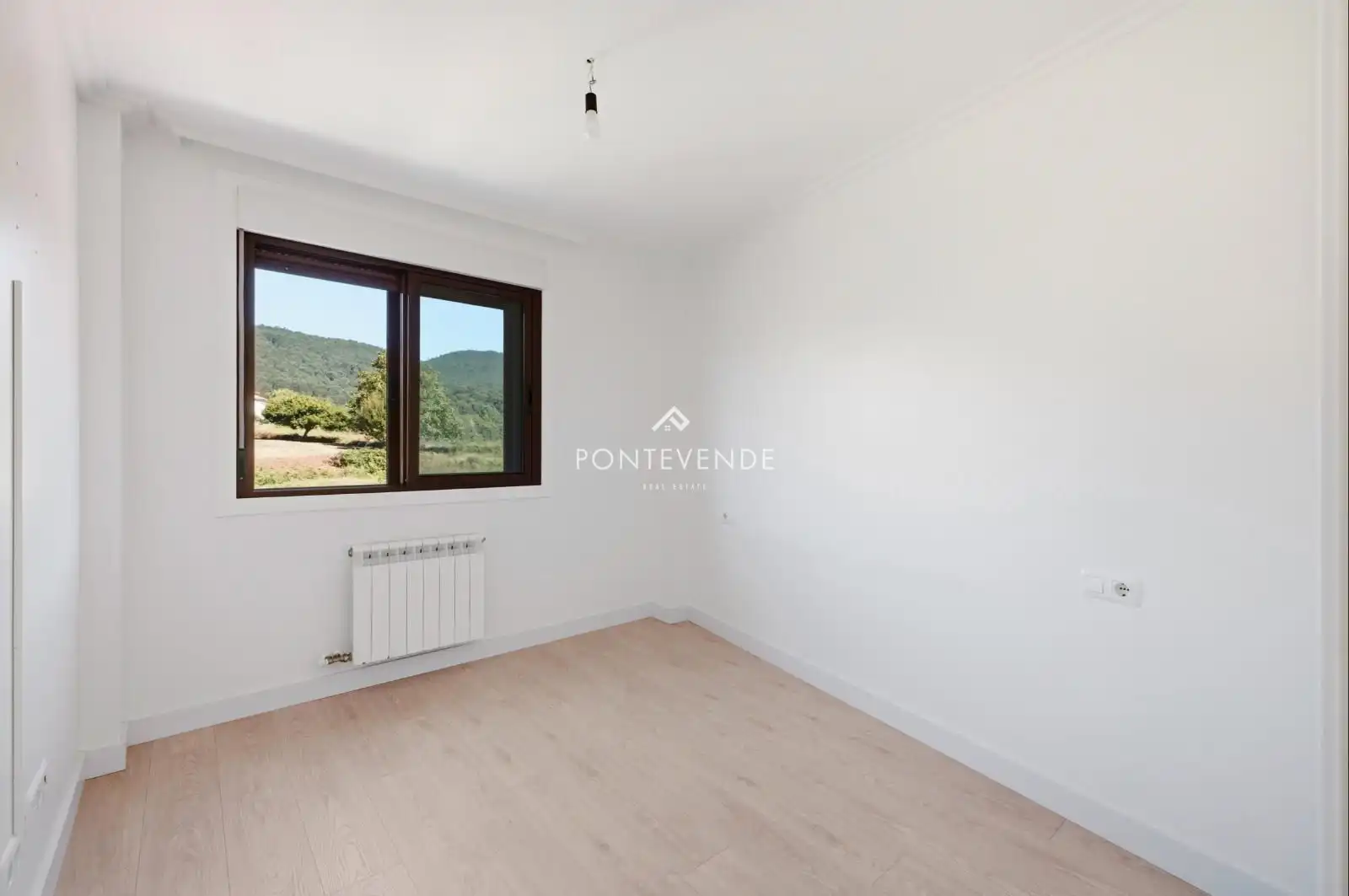 Bedroom of Flat for sale in Poio  with Heating