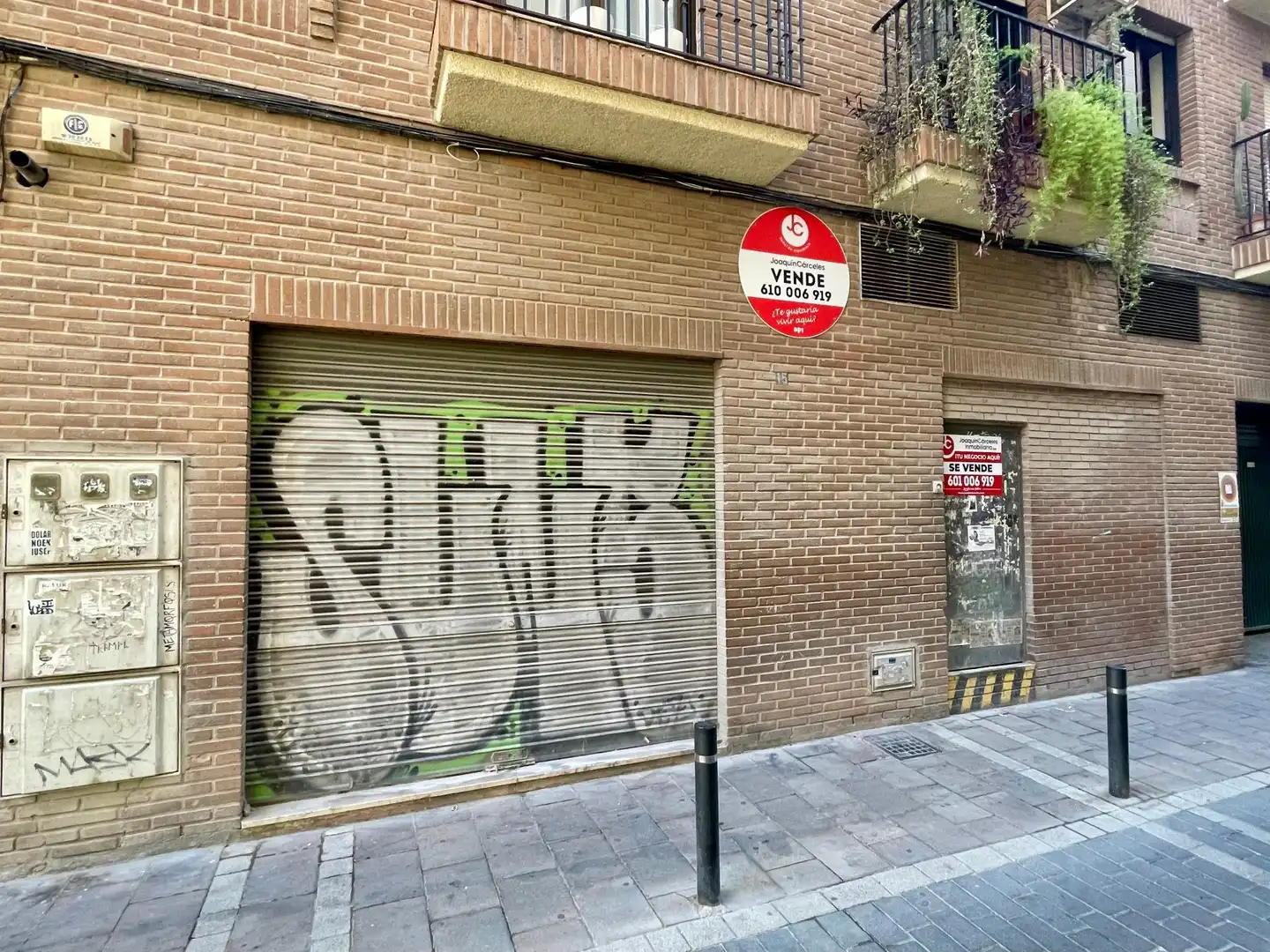 Vista exterior de Local en venta en Murcia