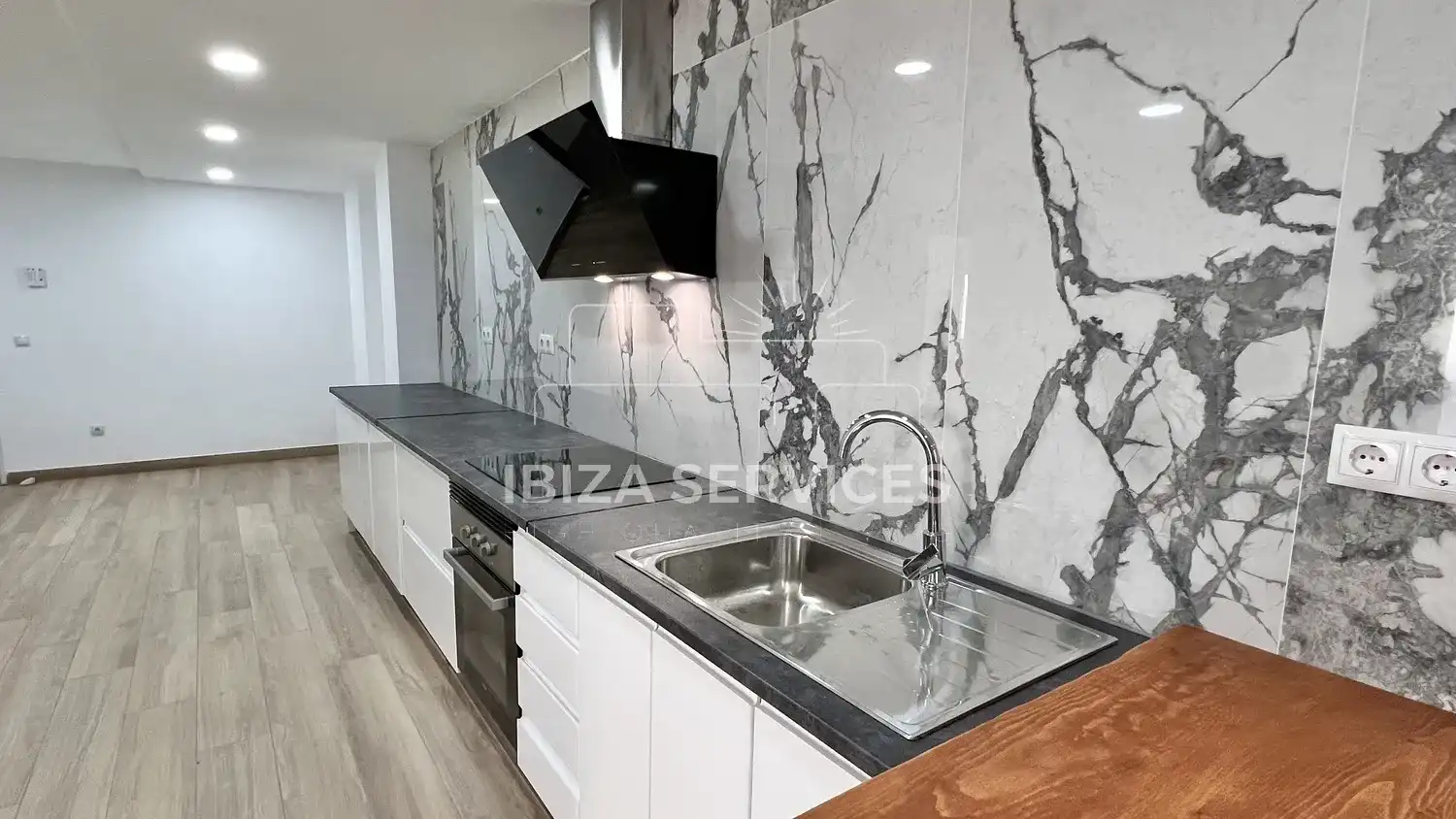 Kitchen of Flat for sale in Eivissa  with Air Conditioner, Private garden and Swimming Pool