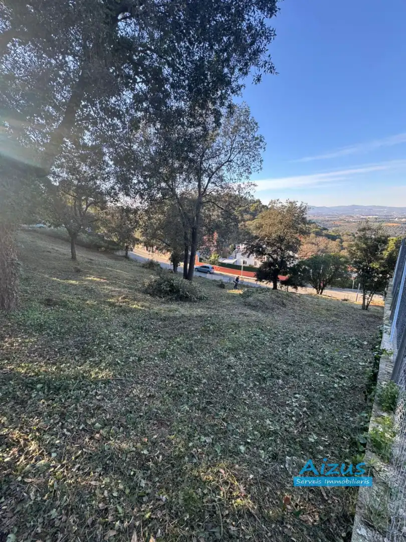 Terreny residencial en venda a Vilanova del Vallès