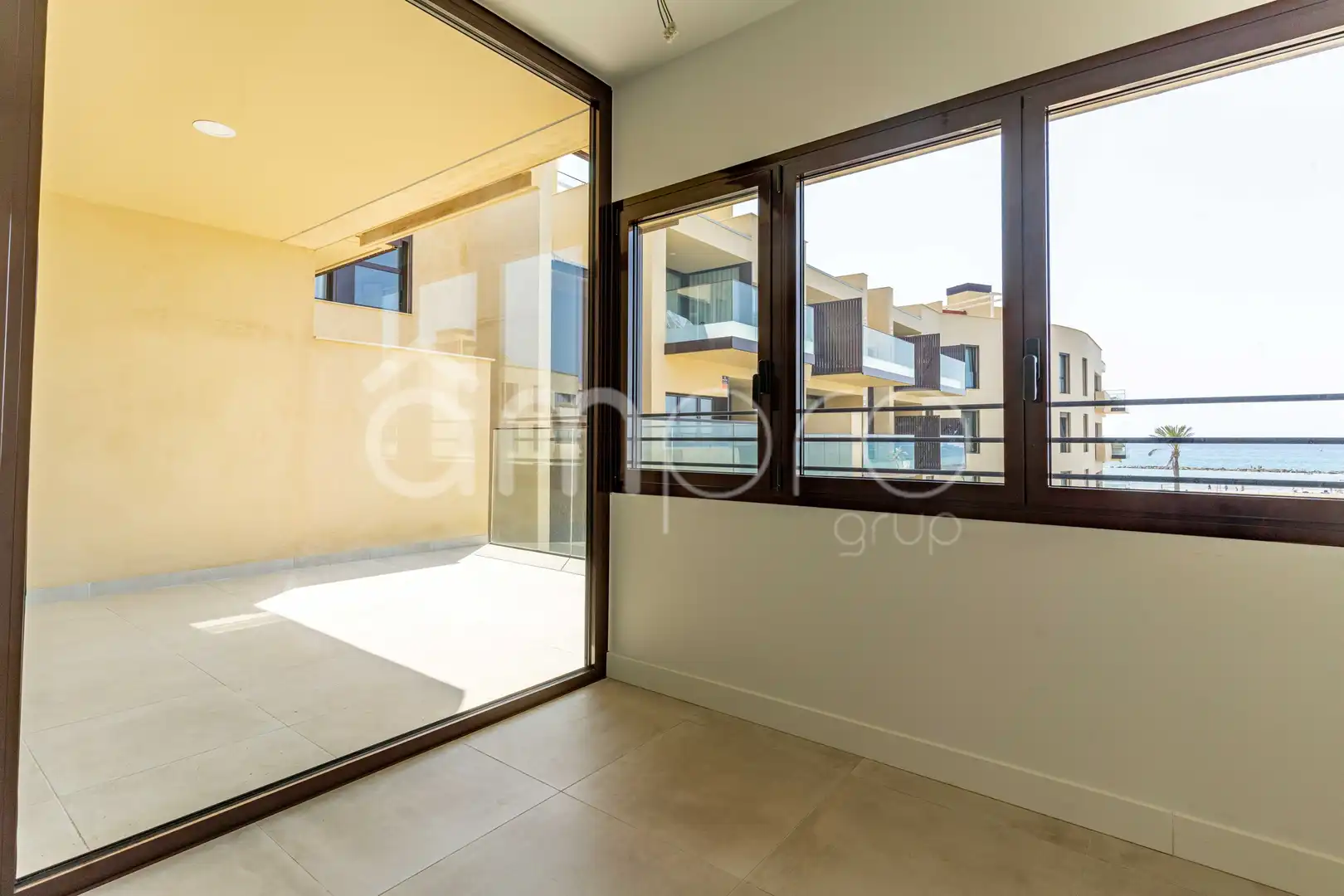 Terraza de Piso en venta en Cubelles con Terraza y Trastero
